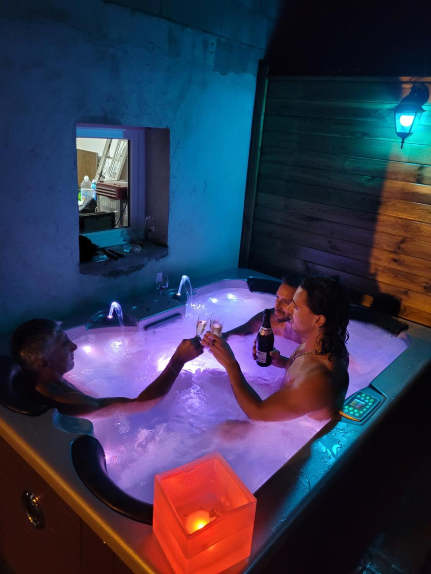 Buona Notte Aparthotel Allauch Ngoại thất bức ảnh